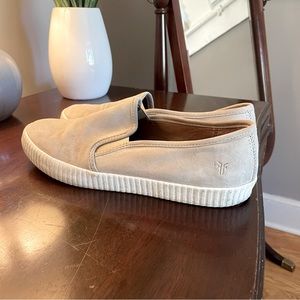 Frye Slip-On Tan / Cream Shoes